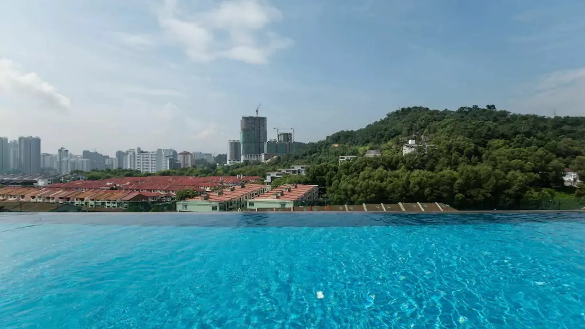 Hotel Suria Next To Desa Parkcity Kuala Lumpur